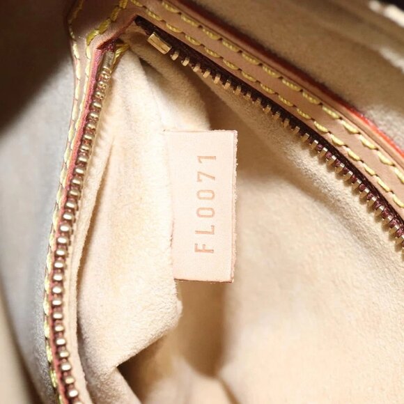 LOUIS VUITTON Monogram Looping MM Shoulder Bag - Picture 14 of 15